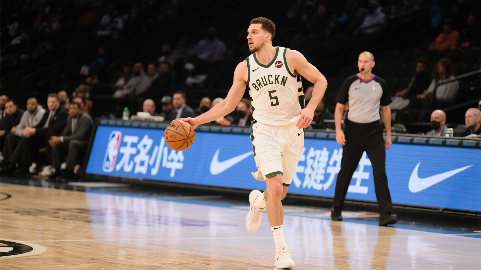 队内人才的 队内人才的