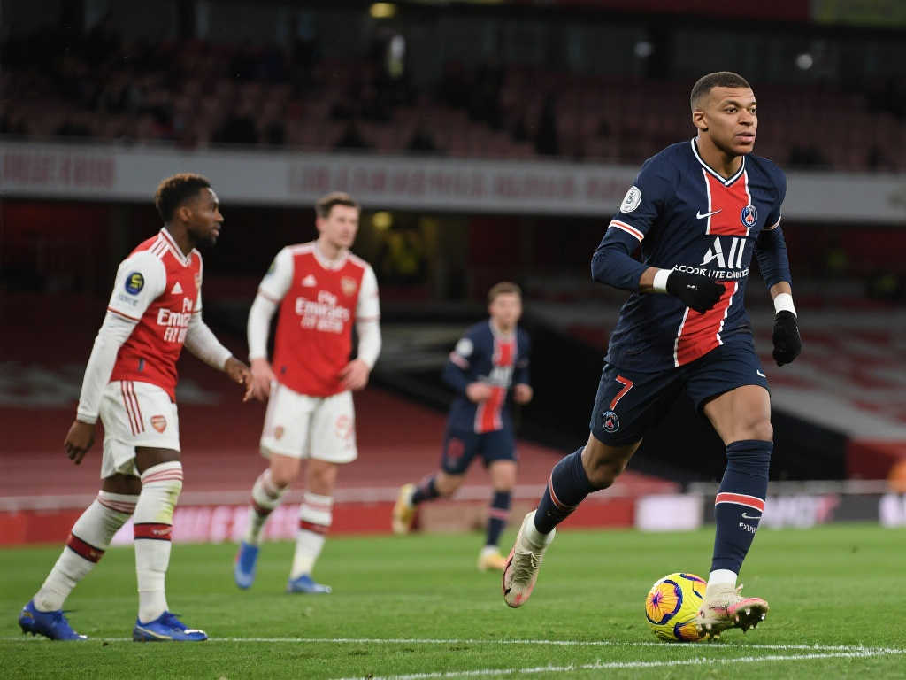 让球迷们重 让球迷们重